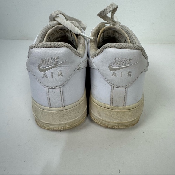 Nike White Classic Air Force 1 AF1 Sneakers Chunky Platform Trendy - Picture 5 of 7